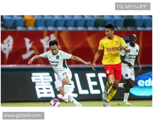 成都羽毛球队在世锦赛积分榜上以77分稳居第一名展现强劲实力 成都羽毛球队在世锦赛积分榜上以77分稳居第一名展现强劲实力